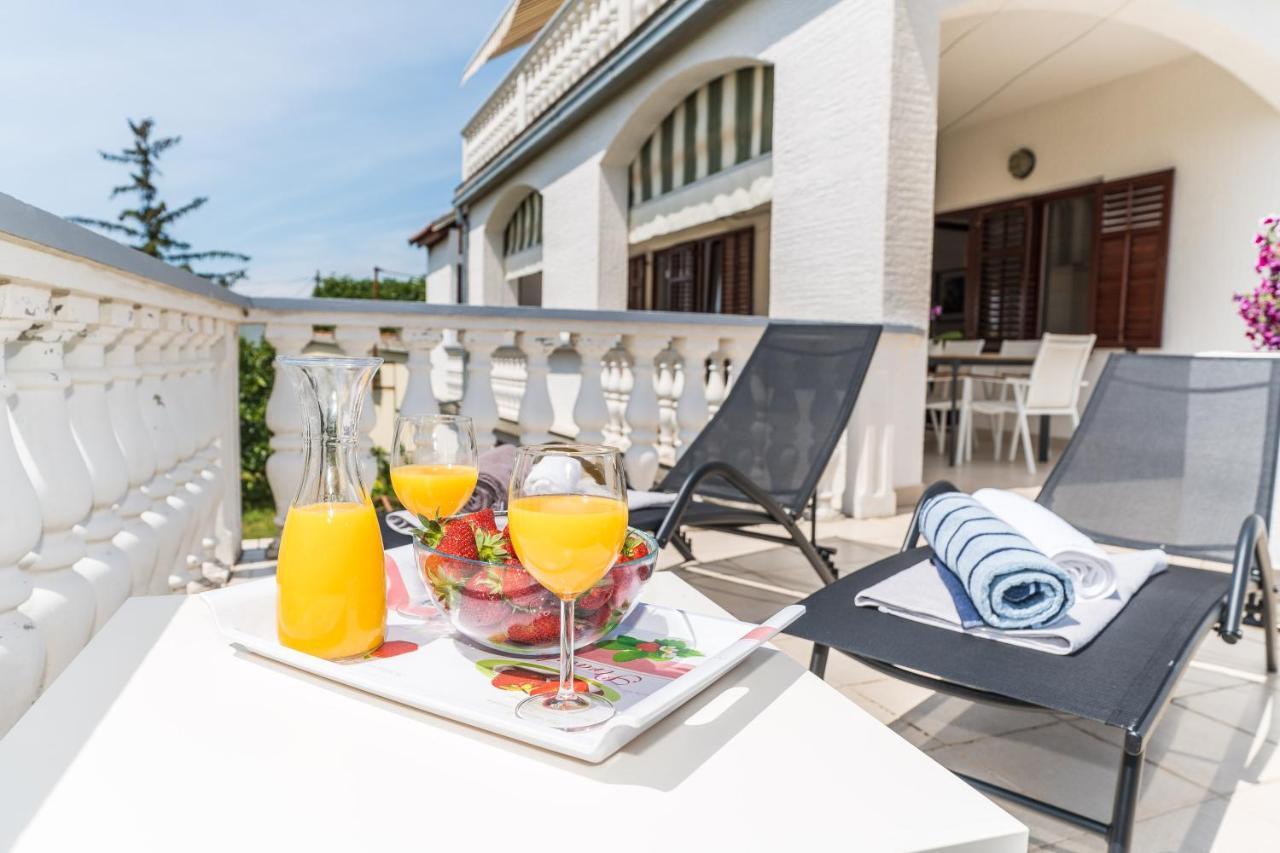 Tinel Apartament Sukošan