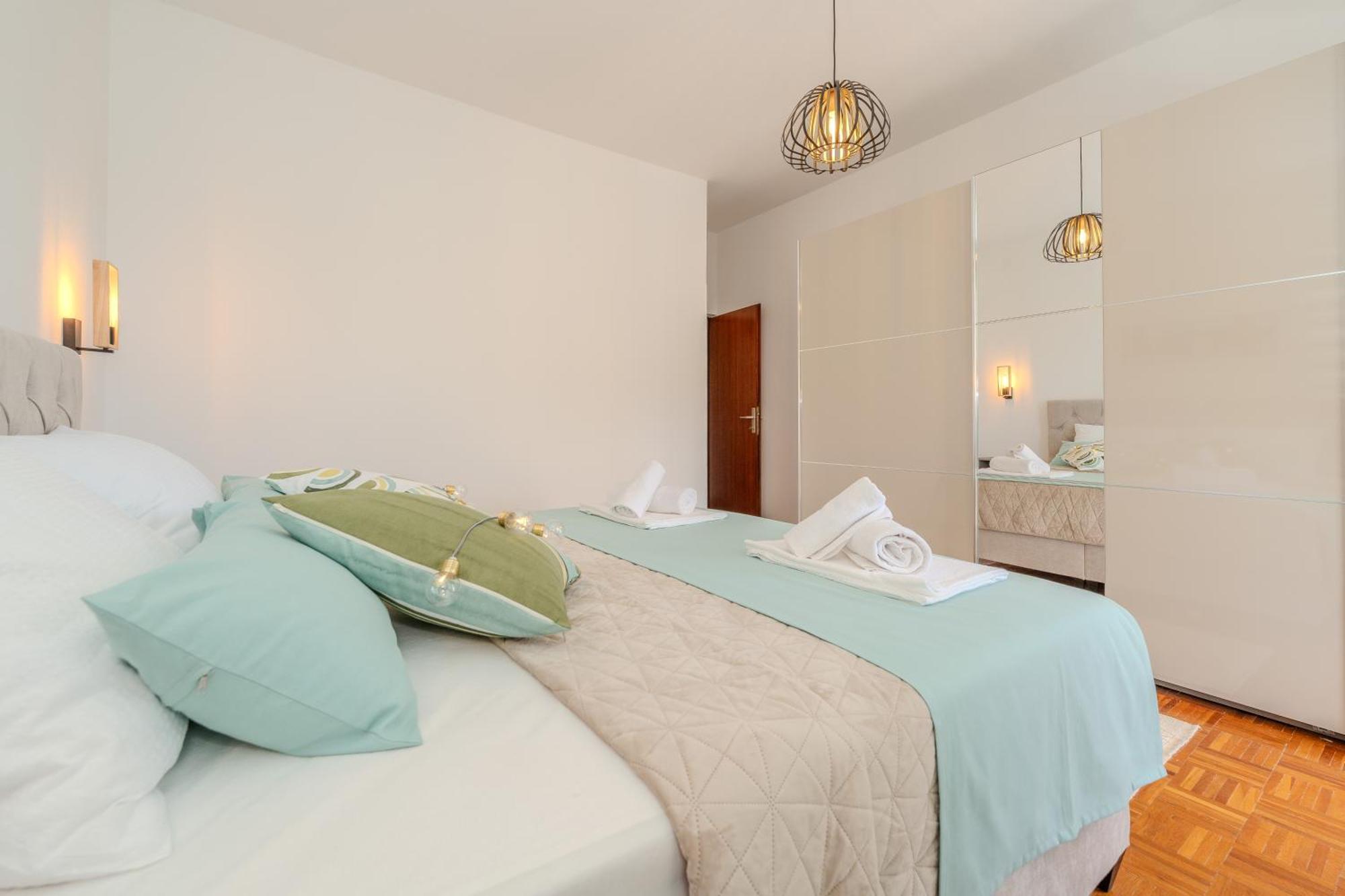 Tinel Apartament Sukošan
