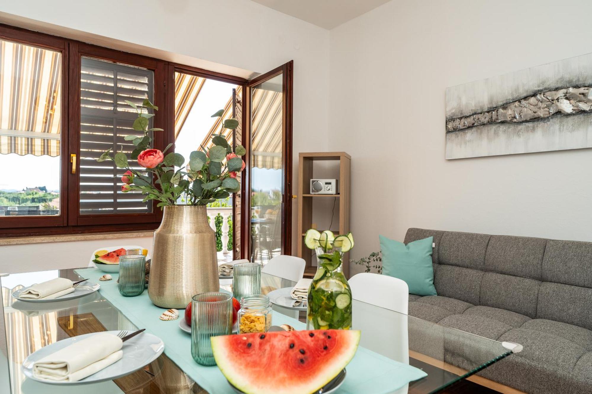 Apartman Tinel Sukošan